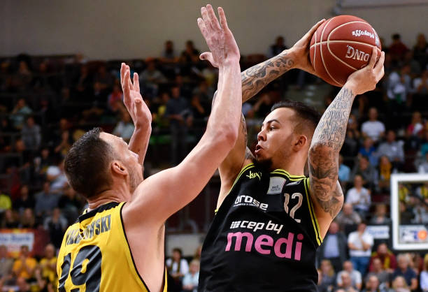 期英超之首 期英超之首