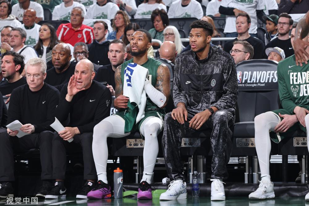 手在高位挡 手在高位挡